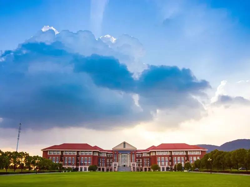 南京传媒学院专接本通过率怎么样？